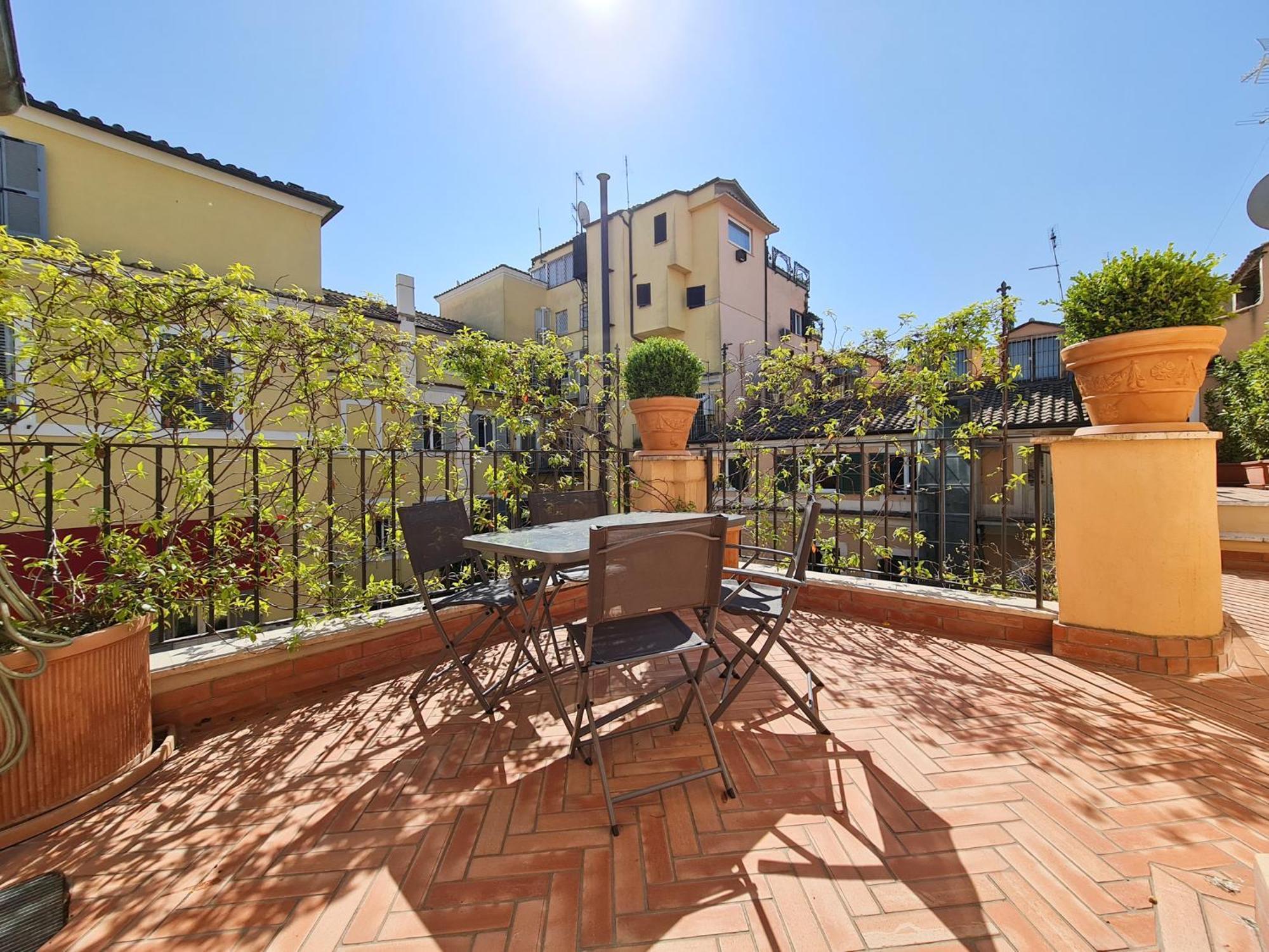 Cs Stylish Loft With Terrace Spanish Steps Apartment Rome